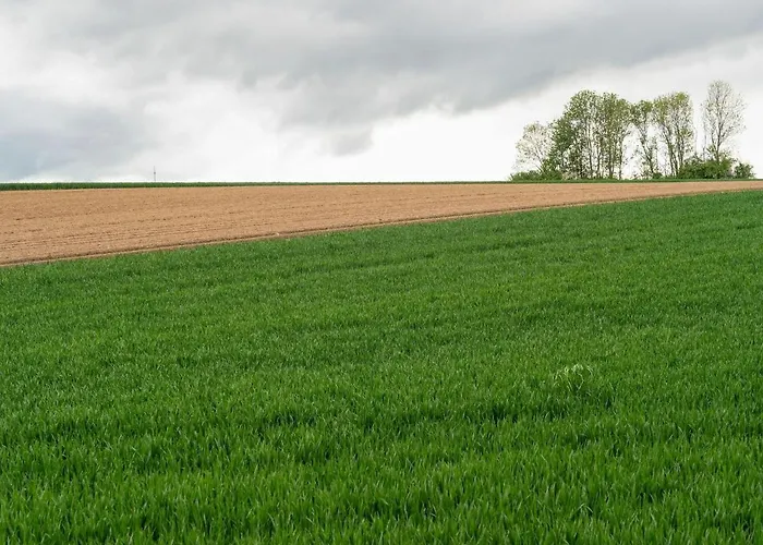 Дом отдыха In Ubachsberg With Scenic Hills