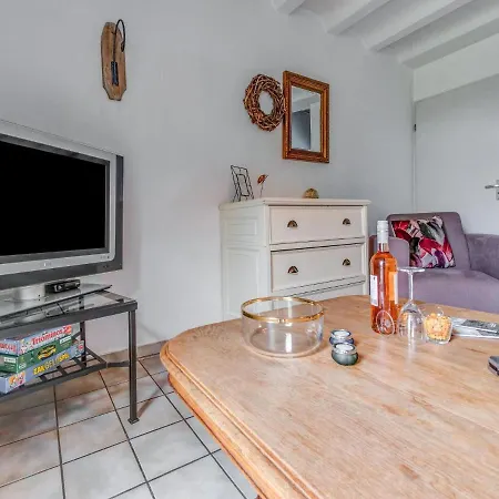 Semesterbostad Attractive In With Terrace Voerendaal
