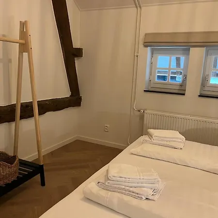 Attractive In With Terrace Semesterbostad *